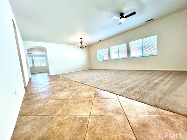 Detail Gallery Image 4 of 13 For 29870 Bay View Way, Menifee,  CA 92584 - 3 Beds | 3 Baths