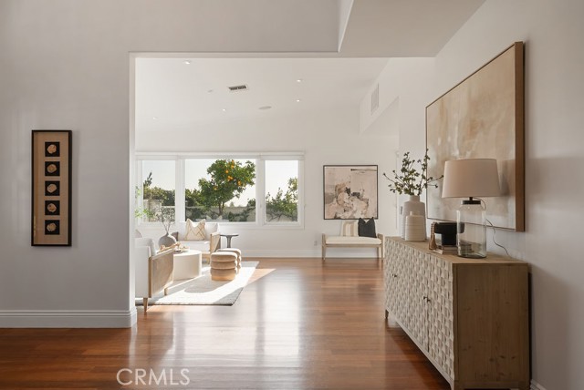 Detail Gallery Image 11 of 75 For 9771 Daron Dr, Villa Park,  CA 92861 - 5 Beds | 3/1 Baths