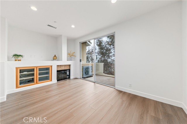 Detail Gallery Image 3 of 44 For 28456 Sassetta Way, Lake Forest,  CA 92679 - 2 Beds | 1 Baths