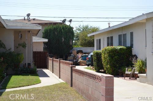 8720 Buckles St, Downey, CA 90241