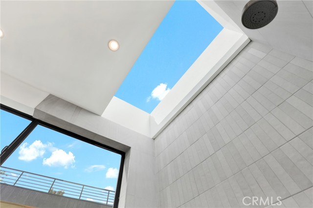 Detail Gallery Image 26 of 45 For 3949 Glenalbyn Dr, Los Angeles,  CA 90065 - 3 Beds | 2/1 Baths