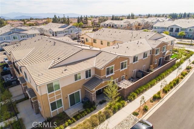 Detail Gallery Image 31 of 33 For 16620 Wyndham Ln #6,  Fontana,  CA 92336 - 3 Beds | 2/1 Baths