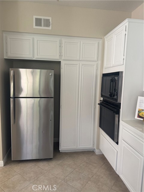 13983 Lemoli Avenue, Hawthorne CA: https://media.crmls.org/medias/92cfa910-a61b-41e3-b41a-4fd086c54847.jpg