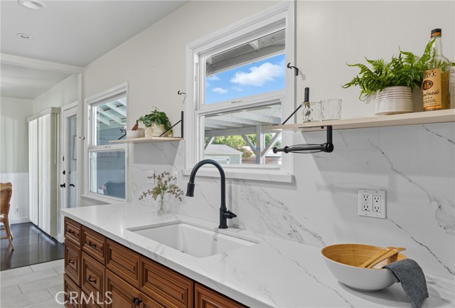 127 S Myrtlewood Street, West Covina CA: https://media.crmls.org/medias/92cff593-7597-47b3-bb87-836a11d7eb9e.jpg