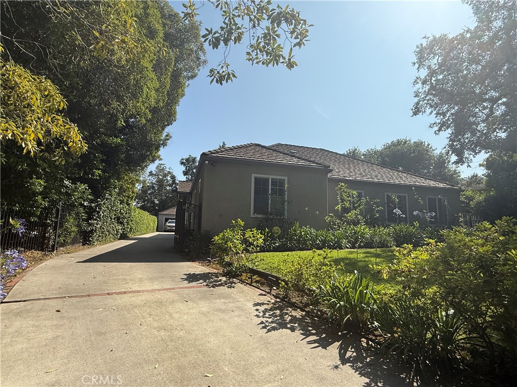 2185 Ashbourne Drive