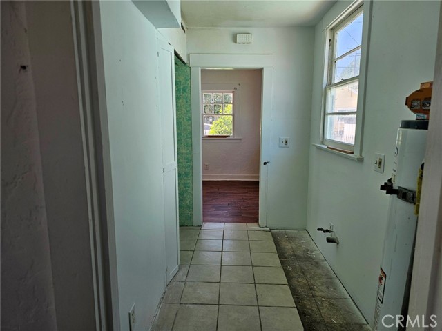 224 N Bixel, Los Angeles CA: https://media.crmls.org/medias/92d28c65-1bba-4fb8-8a4d-a8edc6301c03.jpg