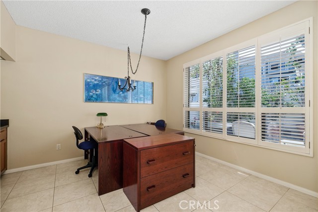 1150 W Capitol Drive, San Pedro CA: https://media.crmls.org/medias/92d34373-cc26-4782-bff2-a0b13b95124d.jpg