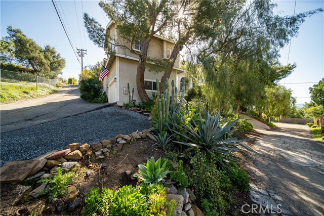 Detail Gallery Image 51 of 58 For 23564 County Line Rd, Chatsworth,  CA 91311 - 3 Beds | 2 Baths