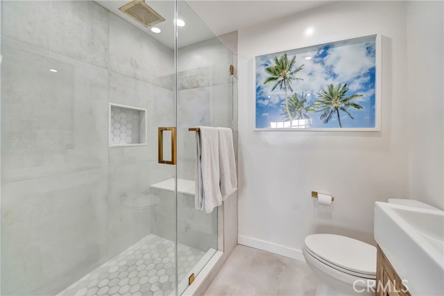 Detail Gallery Image 30 of 52 For 14727 Magnolia Bld #126,  Sherman Oaks,  CA 91403 - 2 Beds | 2/1 Baths
