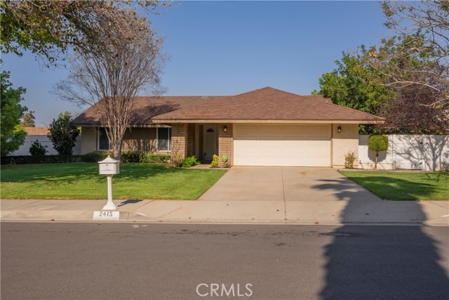 Detail Gallery Image 2 of 39 For 2415 Peppertree, Riverside,  CA 92506 - 3 Beds | 2 Baths