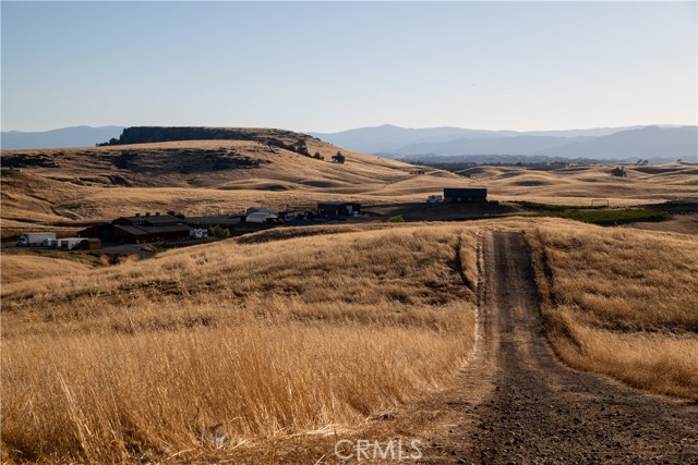 18850 County Road 200, Orland CA: https://media.crmls.org/medias/92d43fcf-775a-4d8f-84a0-2ebd667cc218.jpg