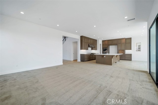 Detail Gallery Image 4 of 36 For 20638 W Deer Grass Ct Ct, Porter Ranch,  CA 91326 - 5 Beds | 5/1 Baths