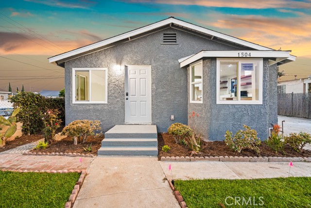 Detail Gallery Image 1 of 1 For 1504 W 151st St, Compton,  CA 90220 - 4 Beds | 1 Baths