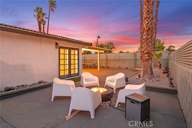 Image 16 of 66 For 2306 Acacia Rd E