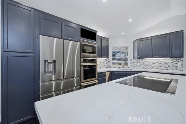 Detail Gallery Image 21 of 45 For 19231 Ravenhill Rd, Hidden Valley Lake,  CA 95467 - 3 Beds | 2 Baths