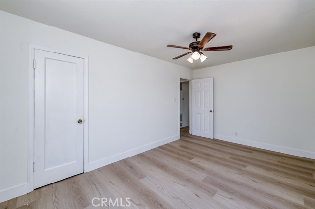 Detail Gallery Image 14 of 20 For 2461 S Poppy Ave, Fresno,  CA 93706 - 2 Beds | 1 Baths
