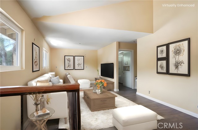1003 W Myrtle Street, Santa Ana CA: https://media.crmls.org/medias/92d6a0b3-910d-4c62-b504-cd3d523976bd.jpg