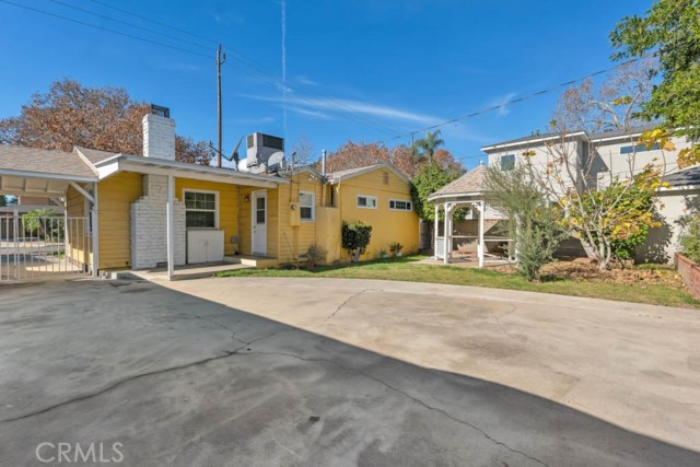 Detail Gallery Image 24 of 27 For 338 N Mariposa, Burbank,  CA 91506 - 2 Beds | 2 Baths