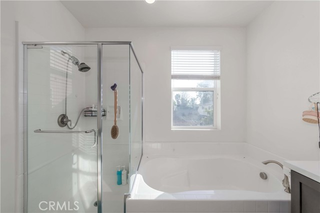 Detail Gallery Image 19 of 29 For 13810 Cameron Ct, Baldwin Park,  CA 91706 - 4 Beds | 2/1 Baths