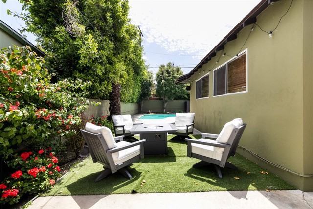 Detail Gallery Image 24 of 34 For 544 N California St, Burbank,  CA 91505 - 3 Beds | 2 Baths