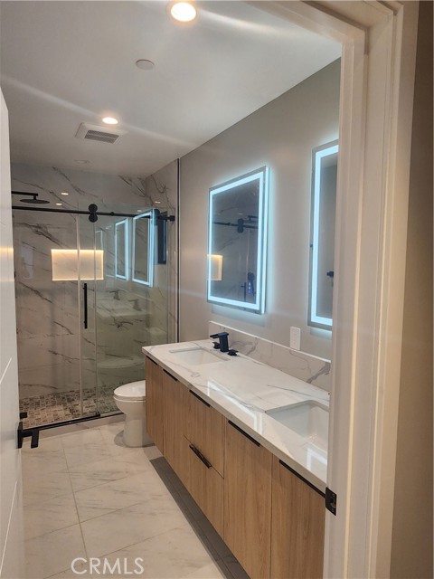 20522 Sherman Way, Winnetka CA: https://media.crmls.org/medias/92d87b62-c66f-48d0-b897-f049917a24b0.jpg