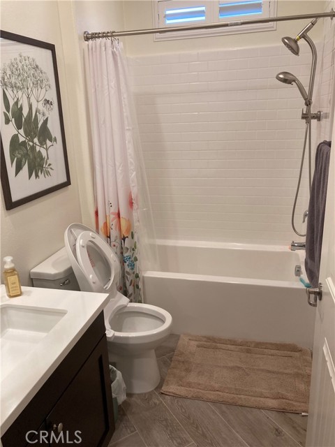 Detail Gallery Image 8 of 10 For 4253 E Sonrisa Privado, Ontario,  CA 91761 - 2 Beds | 2 Baths