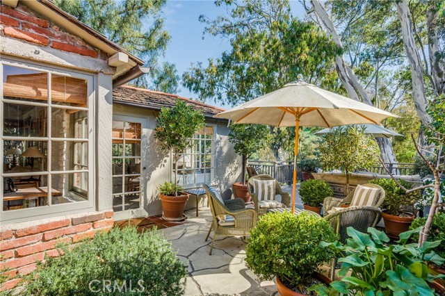 Detail Gallery Image 30 of 34 For 724 Poppy Ave, Corona Del Mar,  CA 92625 - 2 Beds | 1 Baths