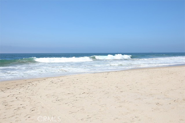 Detail Gallery Image 32 of 32 For 203 Cedar St a & B,  Newport Beach,  CA 92663 - 4 Beds | 3 Baths