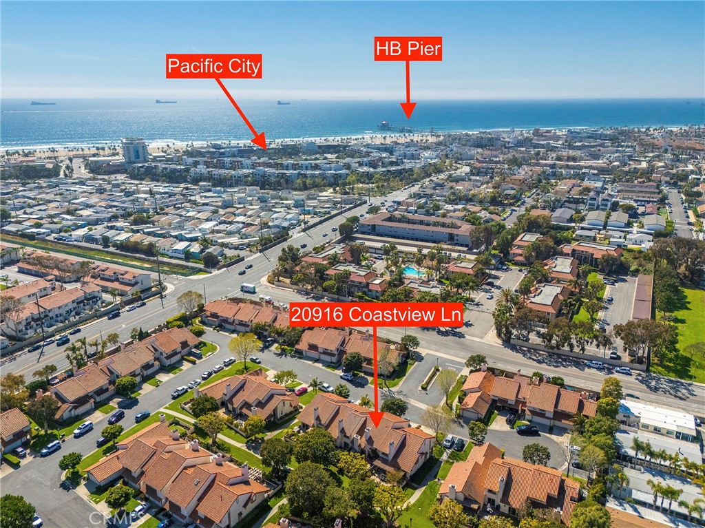 https://media.crmls.org/medias/92d97341-b9df-47ec-8156-b0940c983cdb.jpg?preset=X-Large
