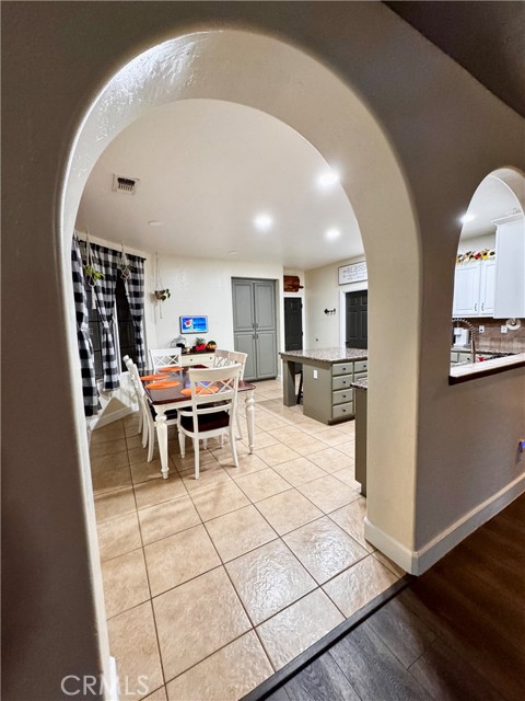Detail Gallery Image 31 of 55 For 2945 W Vine, Visalia,  CA 93291 - 4 Beds | 2 Baths