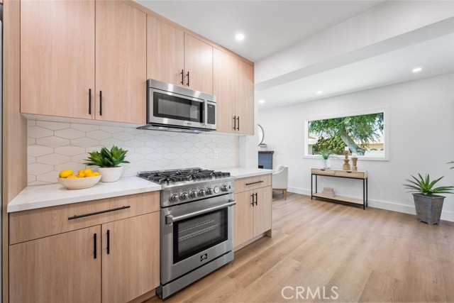 2260 Tevis Avenue, Long Beach CA: https://media.crmls.org/medias/92dbacef-936c-49e8-96b0-aeb991e9fd1b.jpg