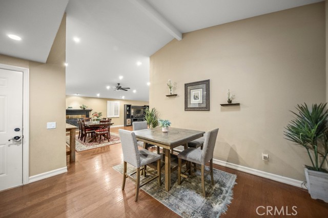 Detail Gallery Image 14 of 35 For 28148 Bakerton Ave, Canyon Country,  CA 91351 - 4 Beds | 2 Baths