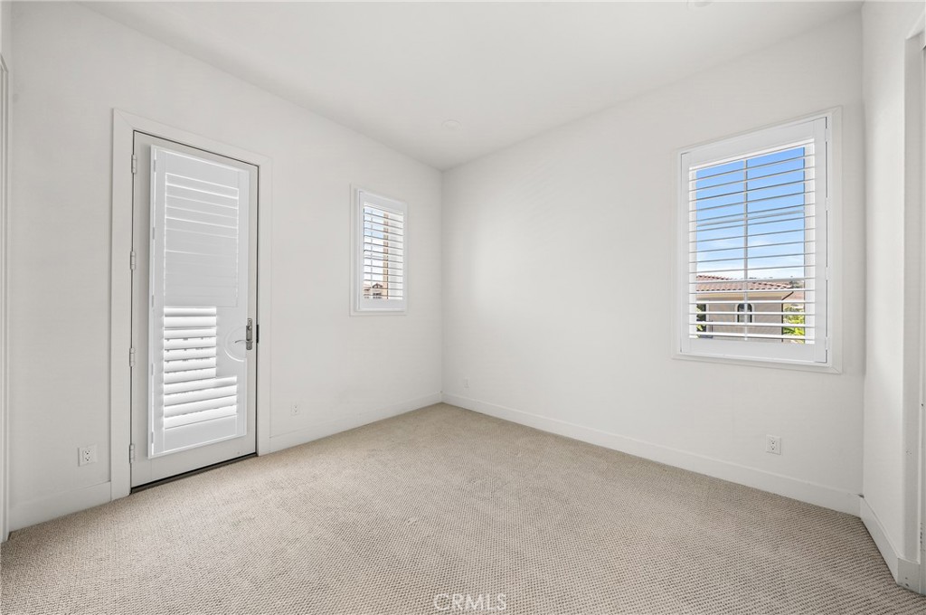 MLS #OC26138633 image #16