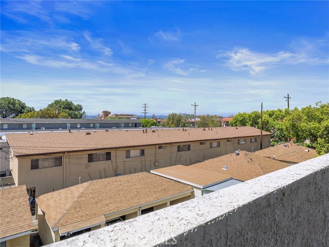 Detail Gallery Image 20 of 38 For 1706 Grismer Ave #211,  Burbank,  CA 91504 - 2 Beds | 3 Baths