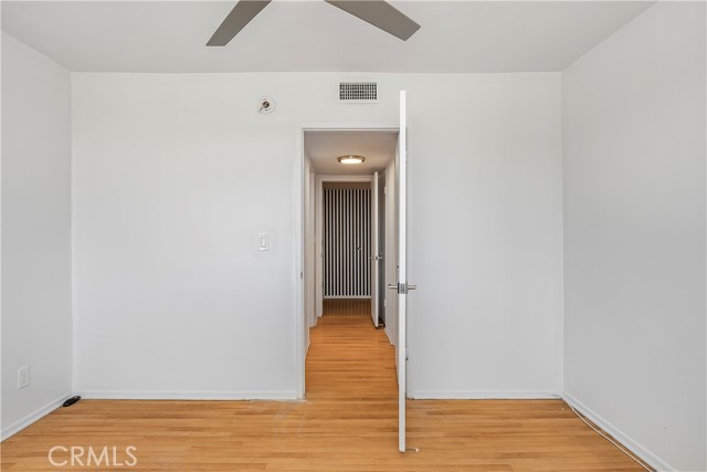 5429 Newcastle Avenue, Encino CA: https://media.crmls.org/medias/92df20c5-0b20-4c07-aaa4-239de8b8b7f9.jpg