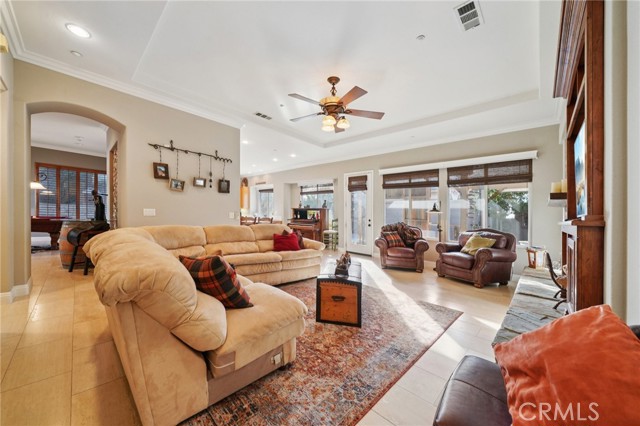 Detail Gallery Image 10 of 73 For 3004 Dapplegray, Norco,  CA 92860 - 4 Beds | 2/1 Baths