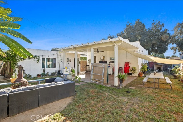 Detail Gallery Image 11 of 11 For 305 E 52nd St, Long Beach,  CA 90805 - 2 Beds | 1 Baths