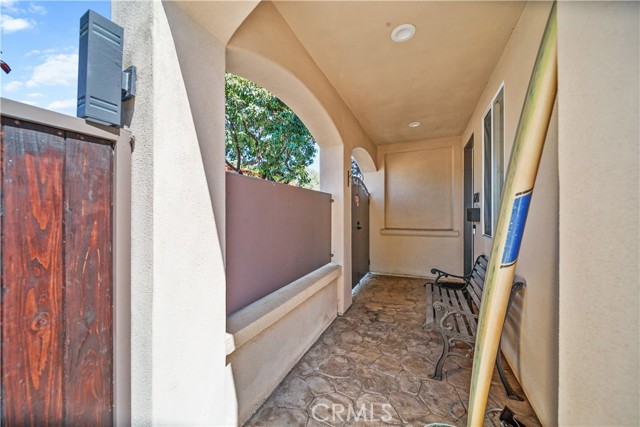 Detail Gallery Image 35 of 41 For 720 Marguerite Ave #1,  Corona Del Mar,  CA 92625 - 3 Beds | 2/1 Baths