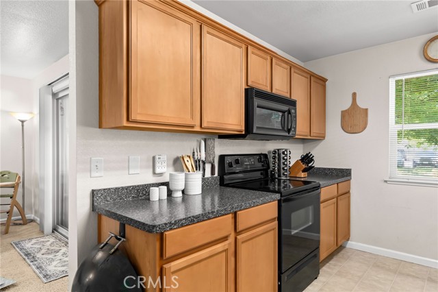 Detail Gallery Image 14 of 42 For 2099 Hartford Dr #7,  Chico,  CA 95928 - 3 Beds | 2 Baths