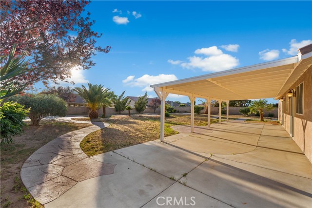 43309 45th W Street, Lancaster CA: https://media.crmls.org/medias/92e21f9e-a12b-402a-b4a9-f5fc1eb64b4a.jpg