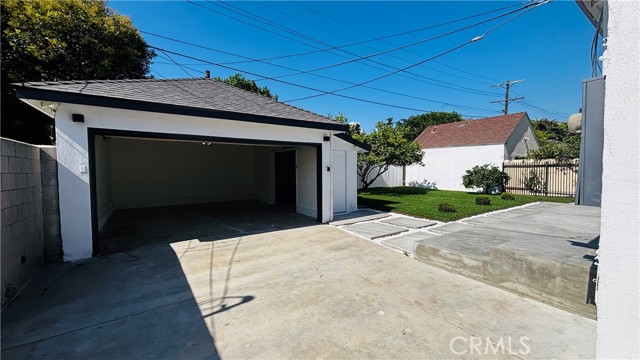 Detail Gallery Image 22 of 28 For 8954 Kramerwood Pl, Los Angeles,  CA 90034 - 3 Beds | 2 Baths