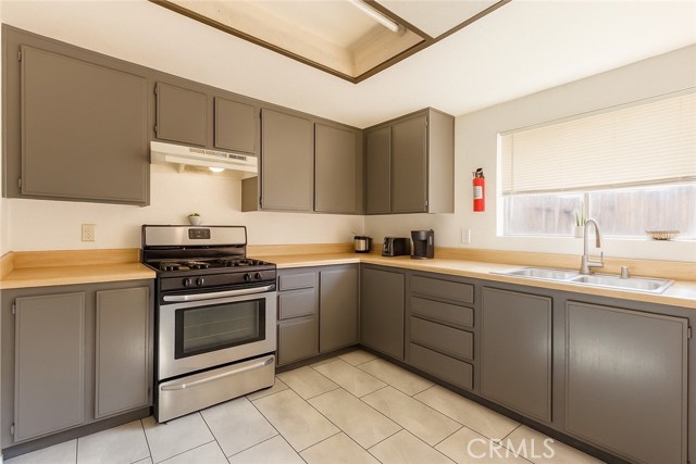 Detail Gallery Image 12 of 14 For 632 Parkview, Lake Elsinore,  CA 92530 - 2 Beds | 1/1 Baths