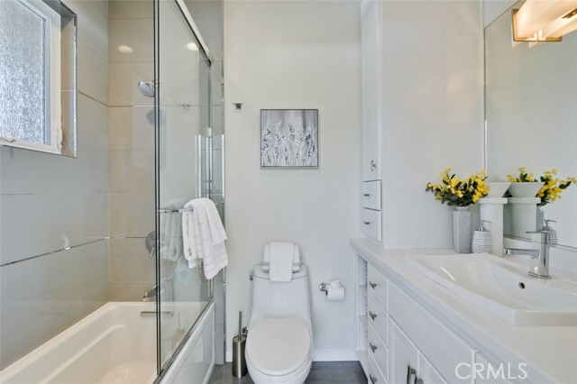 Detail Gallery Image 50 of 65 For 1523 Hamilton Ave, Palo Alto,  CA 94303 - 4 Beds | 3/1 Baths