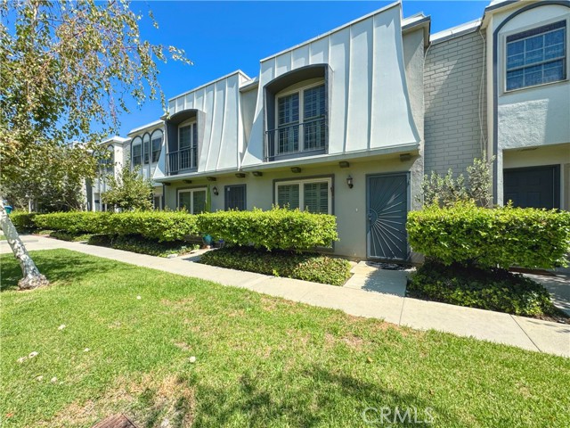 Detail Gallery Image 30 of 30 For 22103 Oxnard St, Woodland Hills,  CA 91367 - 2 Beds | 1/1 Baths