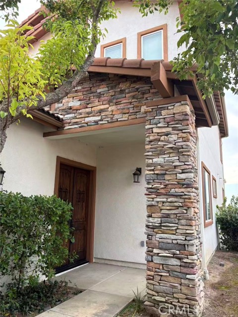 Detail Gallery Image 2 of 36 For 564 via Pueblo, Riverside,  CA 92507 - 3 Beds | 3/1 Baths