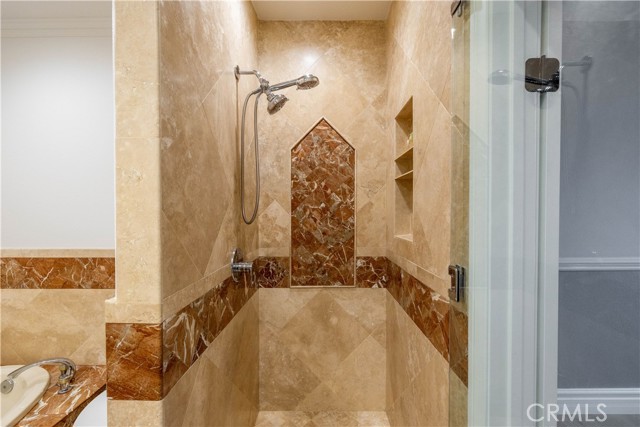 1516 Pacific Coast, Huntington Beach CA: https://media.crmls.org/medias/92e5268b-8aec-4677-b31f-9bc18422b35d.jpg