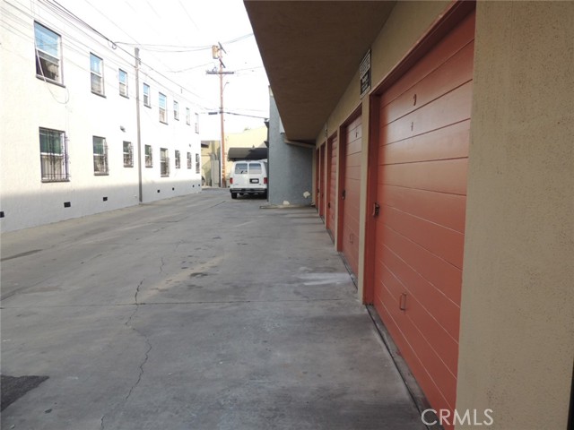 Detail Gallery Image 25 of 26 For 819 E 4th #1,  Long Beach,  CA 90802 - 1 Beds | 1 Baths