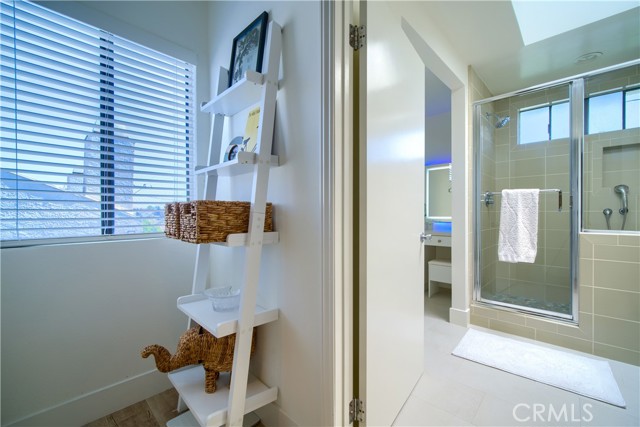 1919 Carnegie, Redondo Beach, California 90278, 2 Bedrooms Bedrooms, ,2 BathroomsBathrooms,Residential,For Sale,Carnegie,SB26075625