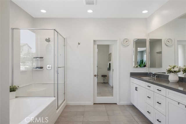 Detail Gallery Image 26 of 54 For 18171 Hedgerow Way, Saugus,  CA 91350 - 4 Beds | 2/1 Baths