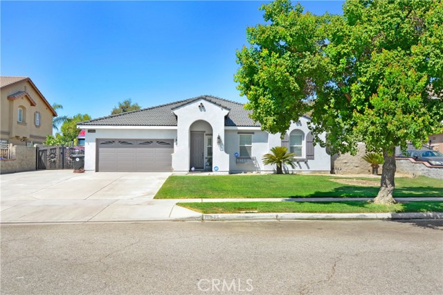 Detail Gallery Image 1 of 32 For 10686 Cayenne Way, Fontana,  CA 92337 - 4 Beds | 2/1 Baths